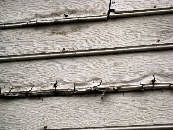 Signs Your Siding Needs Replacement Image